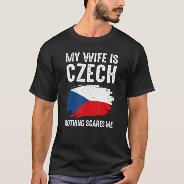Camiseta Minha Mulher É Checa Nada Me Assusta República Che (Frente)