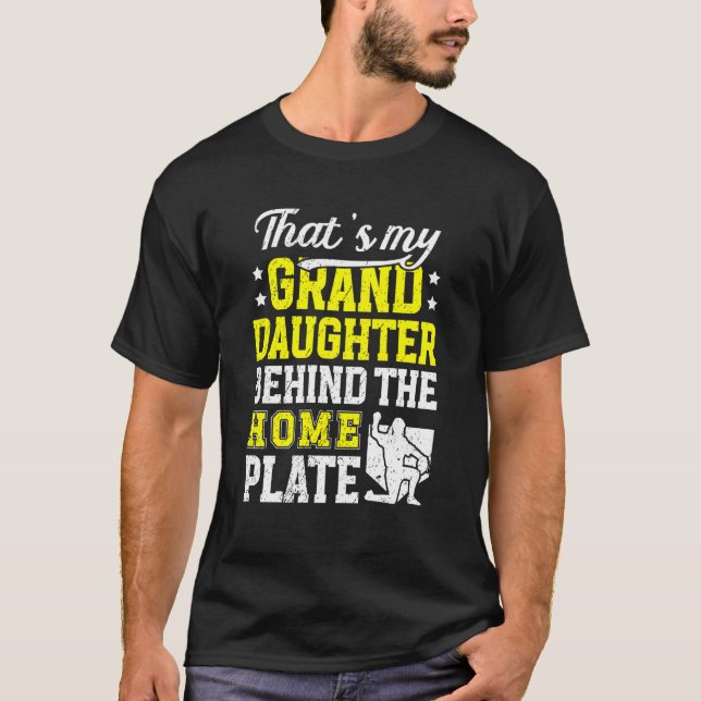 Camiseta Minha Neta Avó de um Receptor de Softbol Gra (Frente)