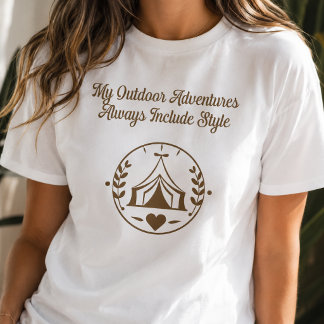 Camiseta Minhas Aventuras ao Ar Livre Sempre Incluem Estilo