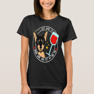 Camiseta Mini Pinscher Eu Só Quero Beber Vinho E Acariciar