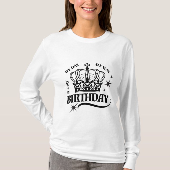 Camiseta Minimal Black Crown Birthday Quote Typography (Frente)