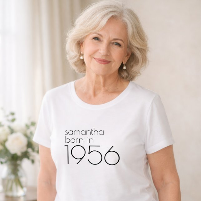 Camiseta Minimalist Born in 1956 70th Birthday Party (Criador carregado)