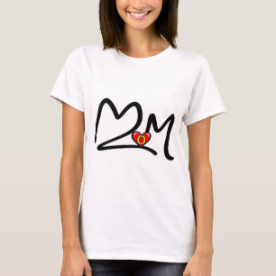 Camiseta Minimalista de Coração Desenhado à Mão Am