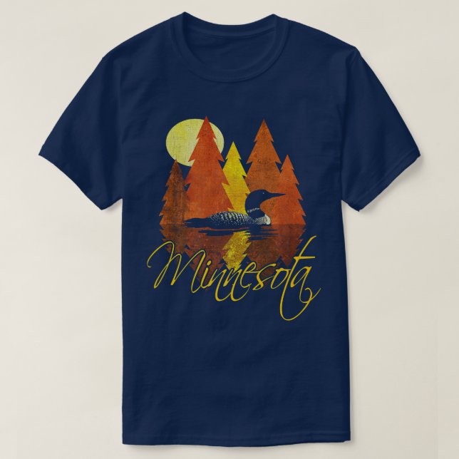 Camiseta Minnesota FallAutumnSunset com Leon e Árvores (Frente do Design)
