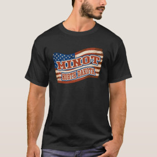 Camiseta Minot City North Dakota Vintage American Flag