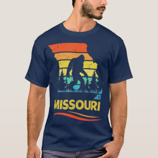 Camiseta Missouri with a Bigfoot