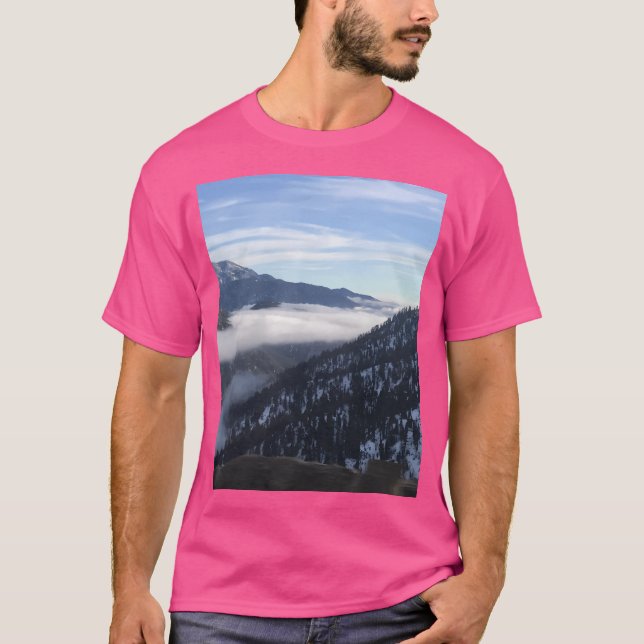 Camiseta Misty Mountain Graphic (Frente)