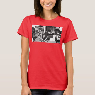 Camiseta Modelagem Adam Moyer