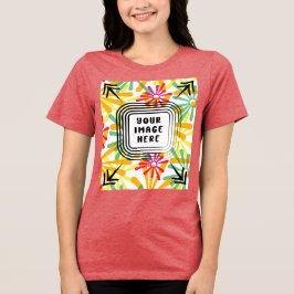 Camiseta Modelo Bella+Canvas Camisa-T com dupla-blenda femi