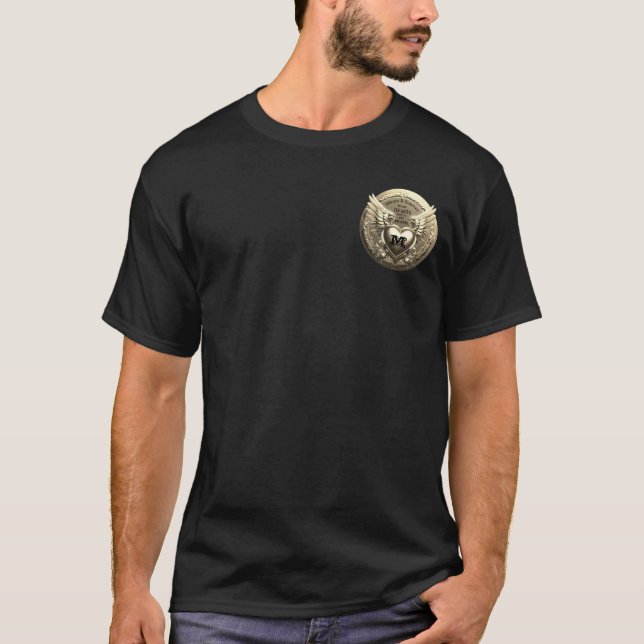 Camiseta Modelo de Monograma Dourado (Frente)
