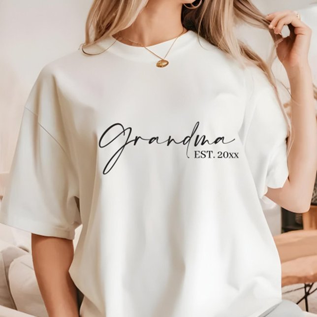 Camiseta ModernMinimalist Grandma EST (Criador carregado)