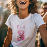 Camiseta Moderno Você É Flagrante Beleza Rosa Flamingo<br><div class="desc">Moderno Você É Flagrante Beleza Rosa Flamingo</div>