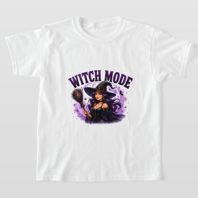 Camiseta ✨ Modo Bruxa Ativado Frase de Halloween 🧙 (Postura )
