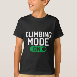 Camiseta Modo de Escalada no Escalador de Rocha de Árvore