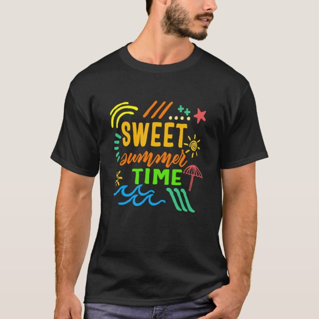 Camiseta Modo de Férias da Família Horária de Verão Sweet B (Frente)