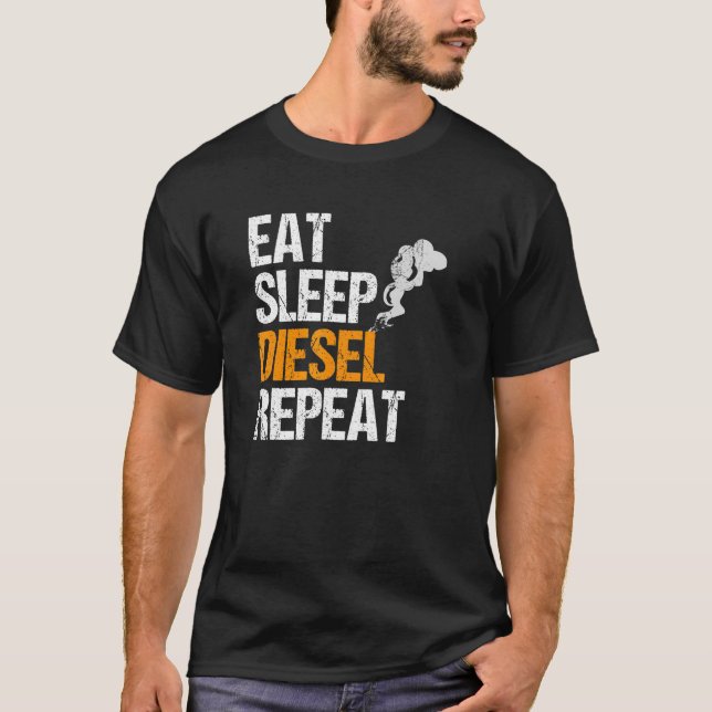 Camiseta Moinhos Comem Diesel De Sono Repito I Combustível  (Frente)