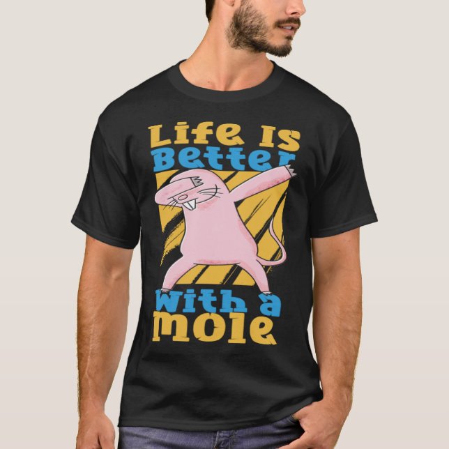 Camiseta Mole Animal Com Um Buraco (Frente)