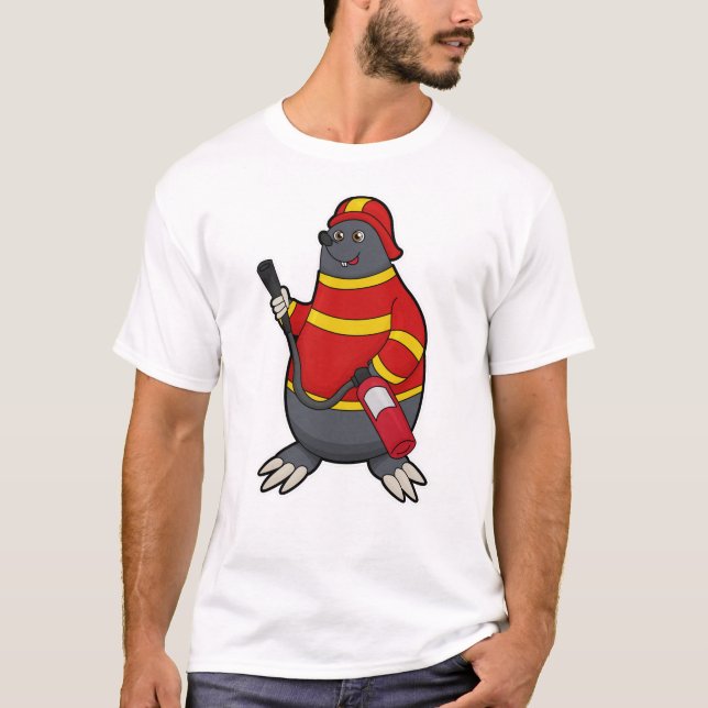 Camiseta Mole como Bombeiro com extintor de incêndio (Frente)