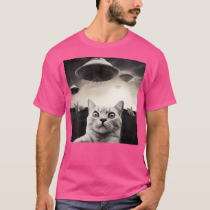Camiseta Molho Voador Da Alienígena De Invasão Da Cat Memór