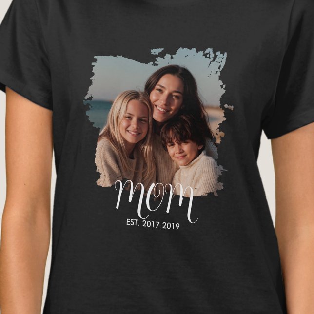 Camiseta Mom Established Script Photo  (Criador carregado)