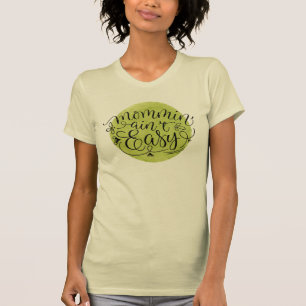 Camiseta Mommin''t Easy on Green Watercolor Circle