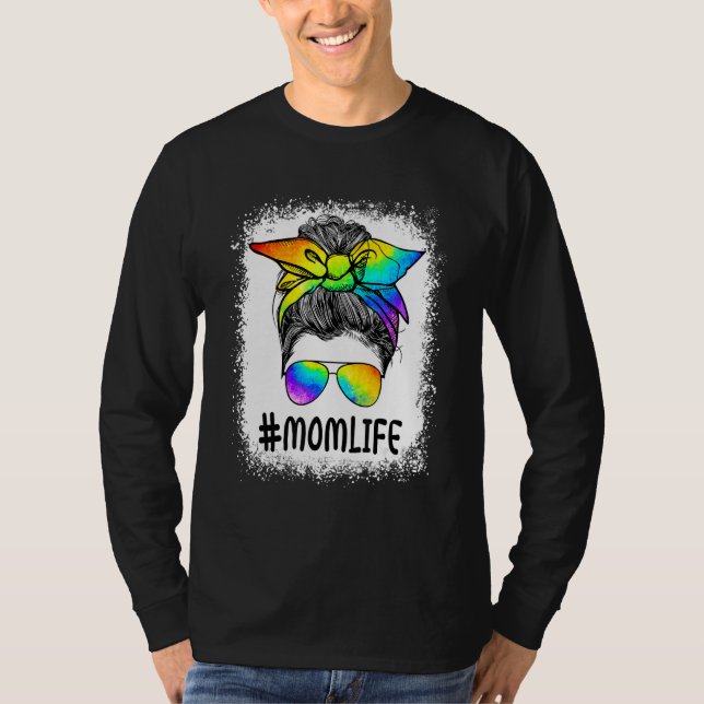 Camiseta Mommy Mom Messy Bun LGBT Rainbow Gay Pride Flag LG (Frente)