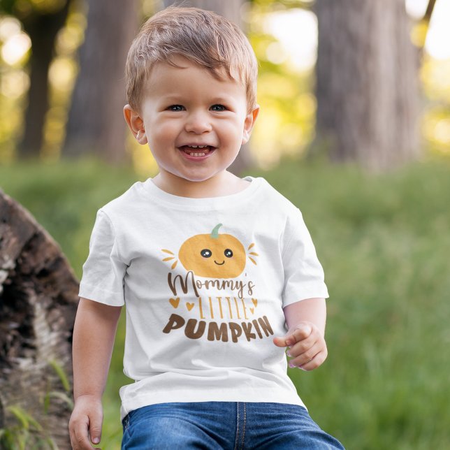 Camiseta Mommy's Little Pumpkin Cute Baby (Criador carregado)