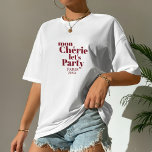 Camiseta Mon Chérie Let’s Party Paris 20XX Custom<br><div class="desc">Celebrate Parisian style and fun with this Mon Chérie Let’s Party Paris 20XX custom T-shirt. Perfect for bachelorette parties, bridal showers, birthdays, or any Paris-themed celebration, this chic and comfortable shirt makes a stylish statement. Personalize the year and details to create a unique keepsake that your guests or party crew...</div>