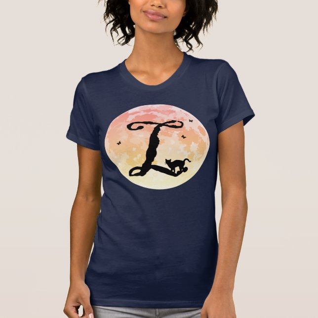 Camiseta Monograma Inicial de Gato e Lua Cheia (Frente)