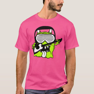 Camiseta Monstro Alienigena Tocando Guitarra Fone de Ouvido