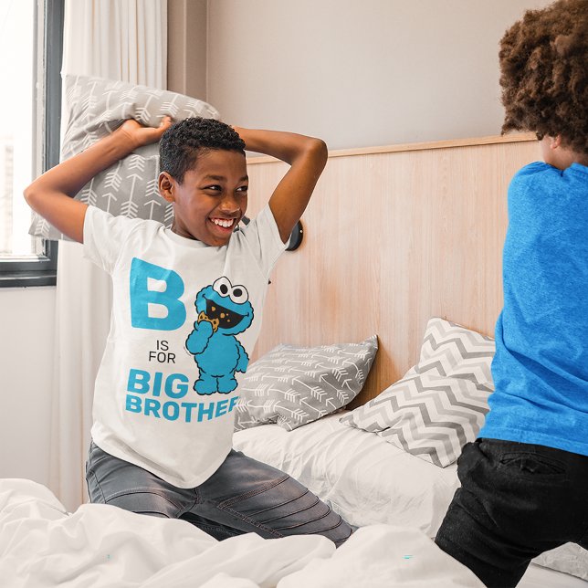 Camiseta Monstro de cookies | B é destinado ao Big Brother (Kid wearing t-shirt)