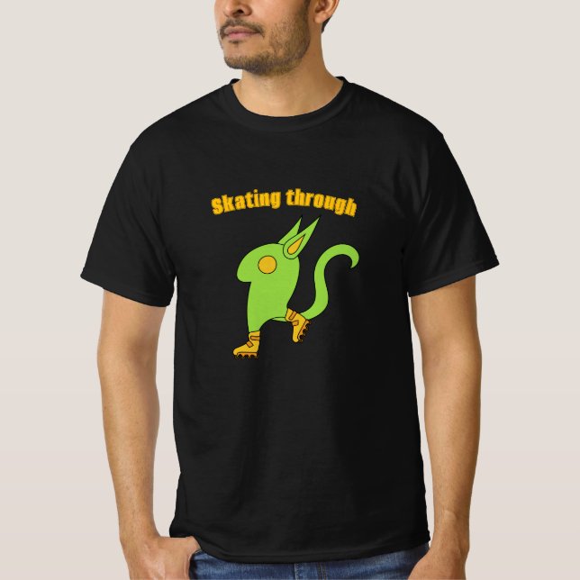 Camiseta Monstro fofo verde em skates (Frente)