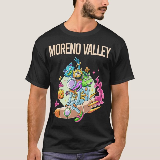 Camiseta Monstros Felizes - Vale Moreno (Frente)