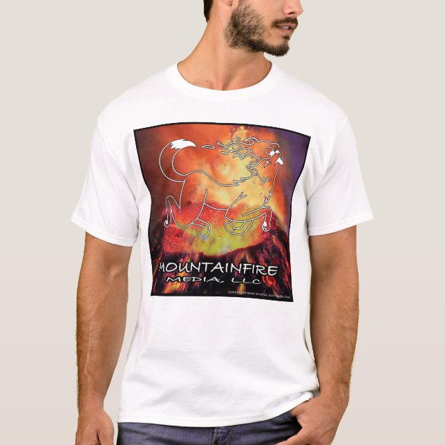 Camiseta Montanha Fogo Coyote Pulando Sobre A Branca De Vul (Frente)