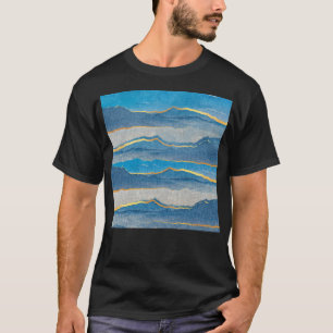 Camiseta Montanhas Abstratas em Azul Teal e Tons Dourados