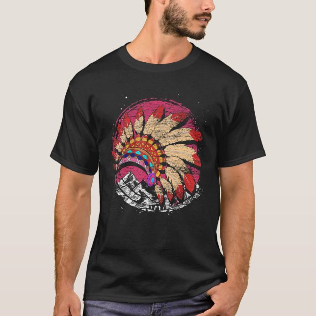 Camiseta Montanhas de Penacho Indígena Índio Nativo Ameri (Frente)