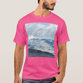 Camiseta Montanhas-Sombra Azuis Com Nuvens No Aqua Sky Acti