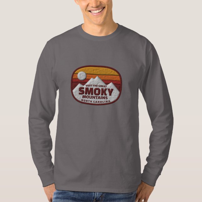 Camiseta Montanhas Sombrias     (Frente)
