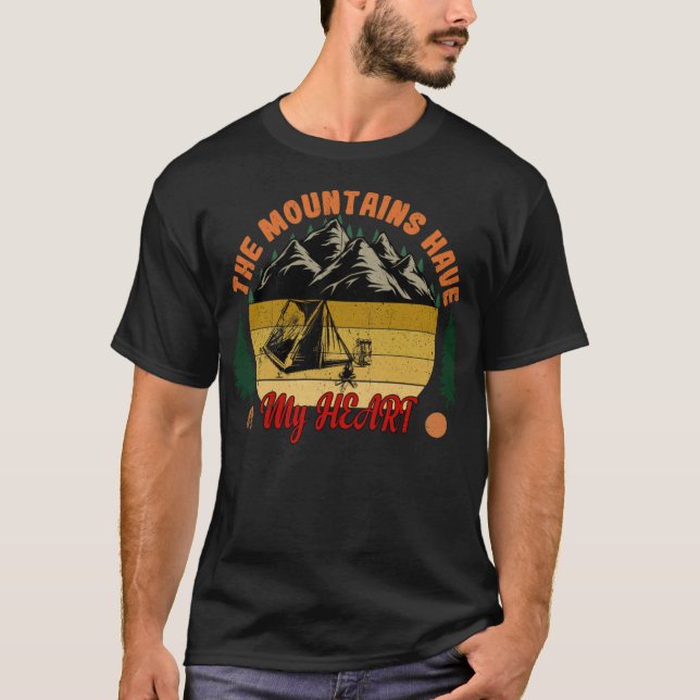 Camiseta Montanhas têm meus cavalos de cavalaria (Frente)