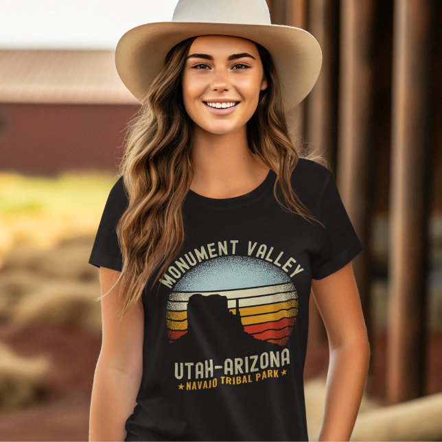 Camiseta Monument Valley Retro Scenery Utah (Criador carregado)
