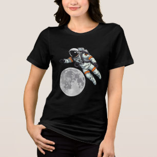 Camiseta Moon Design with Astronaut   Amazing Space Art 