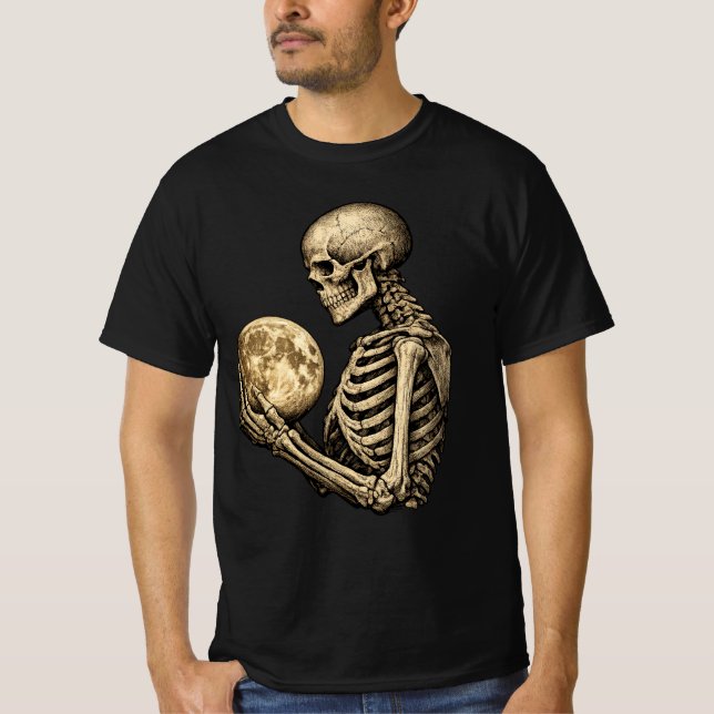 Camiseta Moonlight Skeleton Holding Full Moon Gothic  (Frente)
