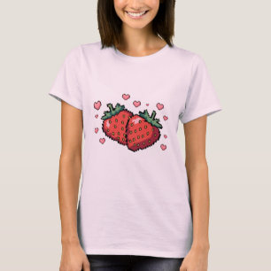 Camiseta Morangos de Arte Pixel com Corações - Retro Bonito