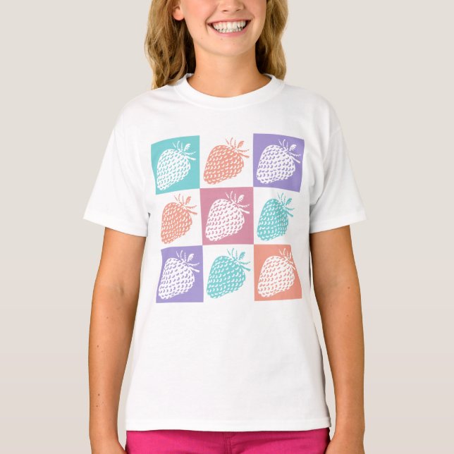 Camiseta Morangos Verão Colorido (Frente)