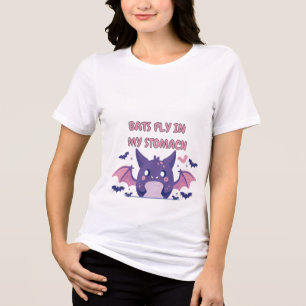 Camiseta morcego de desenho animado roxo adorável com asas