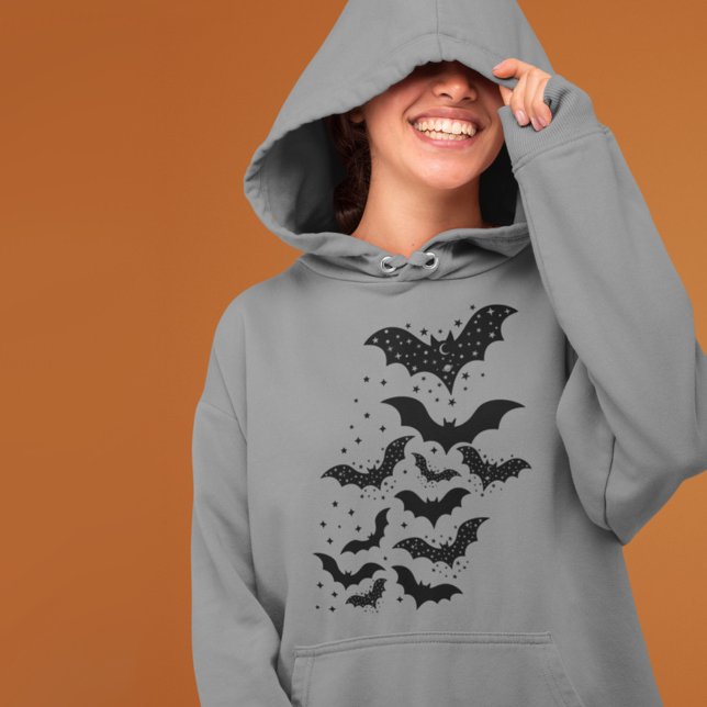 Camiseta Morcegos e Estrelas Voadoras do Halloween na Galáx (Criador carregado)