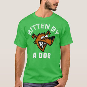 Camiseta Mordido Por Um Cachorro Irritado Morde Mordida Eng