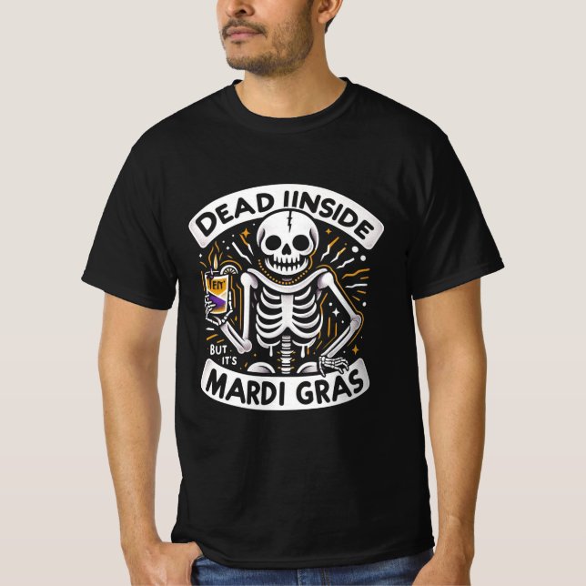 Camiseta Morto Dentro, mas é Mardi Gras - Esqueleto engraça (Frente)