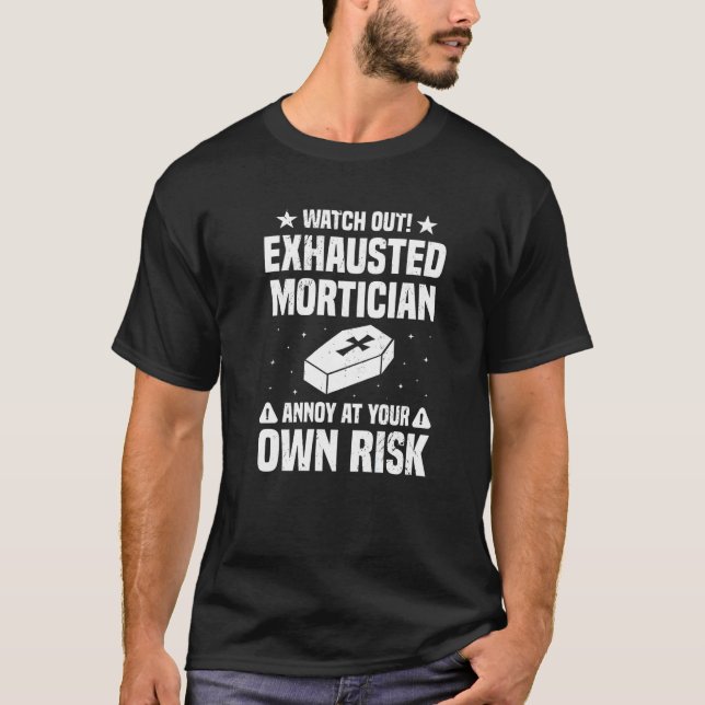 Camiseta Mortuário - Ciência Favorita Morticista Embalador  (Frente)