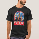 Camiseta Moscou Rússia Viagem Art Vintage<br><div class="desc">Viagem de vetor de Moscou. Moscou,  no rio Moskva,  no oeste da Rússia,  é a capital cosmopolita do país.</div>